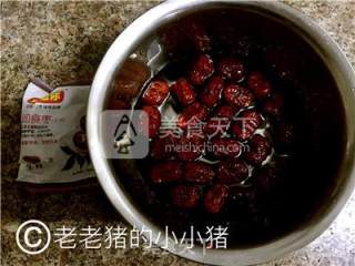 【果语美食】黑糖红枣姜茶的做法步骤：1