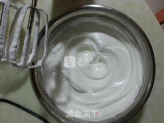 八寸戚风蛋糕的做法步骤：2