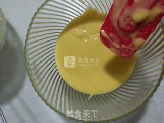 八寸戚风蛋糕的做法步骤：9