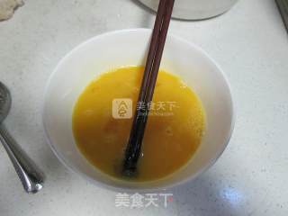 香椿炒鹅蛋的做法步骤：3