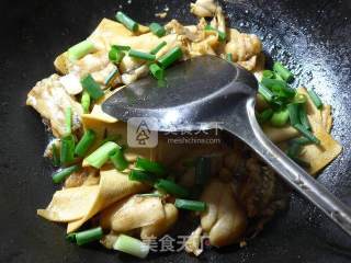 千张烧牛蛙的做法步骤：14