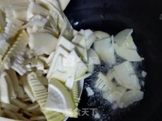 无锡油焖笋的做法步骤：5