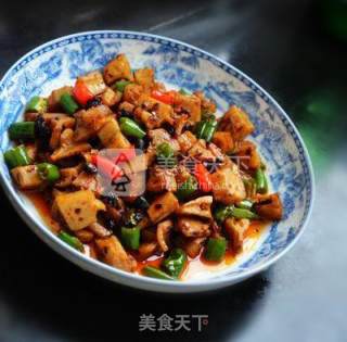 麻辣鲜香藕丁的做法步骤：3