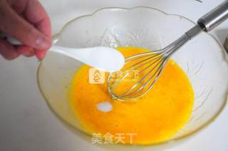 香椿香葱鸡蛋饼的做法步骤：5