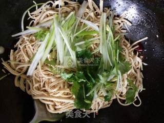 凉拌豆腐皮的做法步骤：6