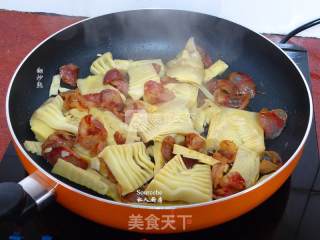 春笋炒腊肠的做法步骤：6