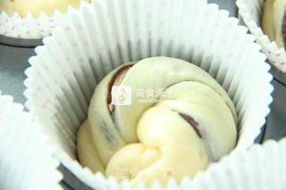 最柔软香甜——红豆沙面包的做法步骤：10