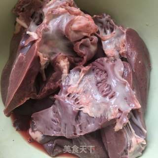 酱猪心（简易版）的做法步骤：1