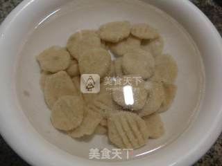 白菜炒燕麦疙瘩片的做法步骤：6