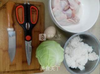 鸡翅包饭的做法步骤：1