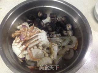 肉蟹香锅的做法步骤：7