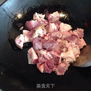 卤猪脚的做法步骤：4