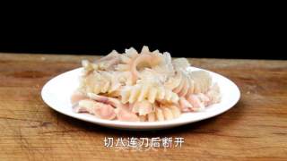 美容养颜 营养丰富的【鲍仔牛鞭花】的做法步骤：3