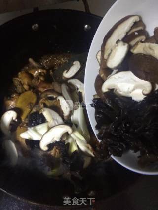 超级好吃的红烧鸡..懒人最爱！的做法步骤：6