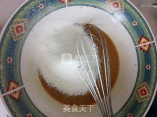 红糖戚风的做法步骤：3