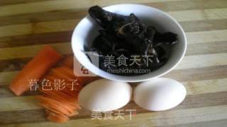 小炒三色菜的做法步骤：1