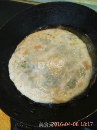 烫面韭菜馅饼的做法步骤：8