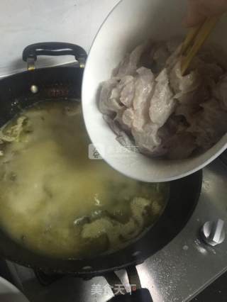 酸菜鱼的做法步骤：12