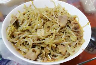 豆芽炒肉的做法步骤：4
