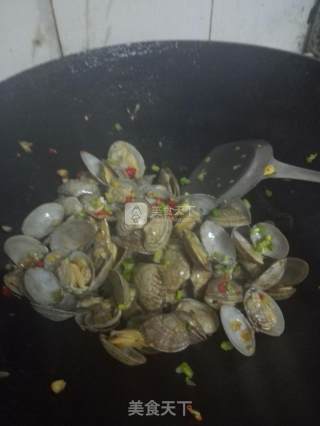 辣炒花蛤的做法步骤：8
