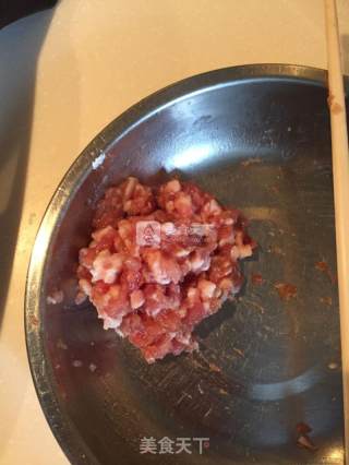 咸酸菜鲜黄豆伴肉末的做法步骤：3