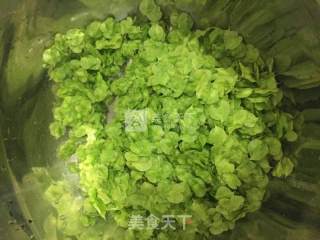 榆钱窝窝头的做法步骤：1