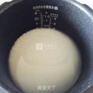 腊肉豌豆红薯焖饭的做法步骤：3