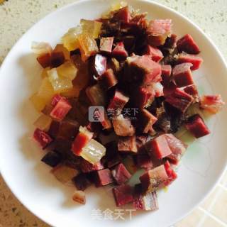 腊肉豌豆红薯焖饭的做法步骤：4