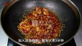比肉好吃的【河虾煲豆腐】的做法步骤：4