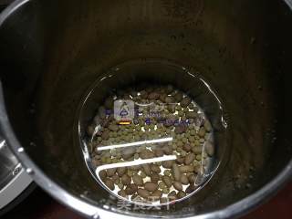 花生豆浆热可可的做法步骤：2