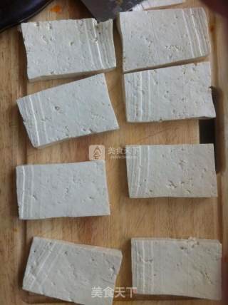 秘制美味煎豆腐的做法步骤：1
