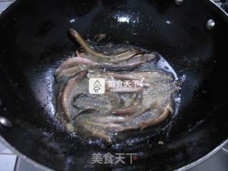 干炸泥鳅的做法步骤：3