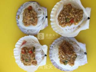 蒜蓉粉丝蒸扇贝的做法步骤：8