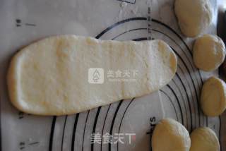 肠仔面包的做法步骤：8