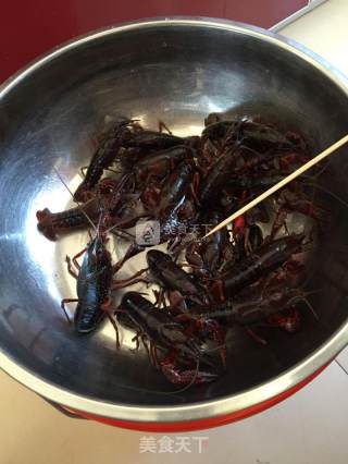 麻辣小龙虾的做法步骤：1