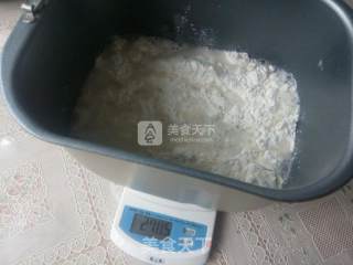 家常青椒鸡蛋打卤面的做法步骤：1
