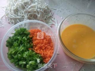 家常青椒鸡蛋打卤面的做法步骤：3
