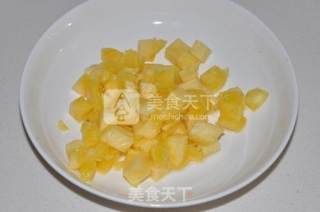 三文鱼炒饭的做法步骤：3