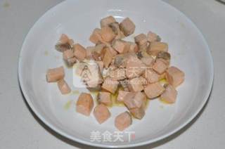 三文鱼炒饭的做法步骤：5