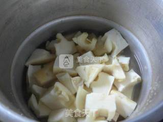 雪菜煮毛笋头的做法步骤：6