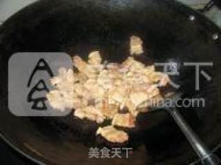 家常小炒辣椒炒肉的做法步骤：5