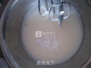 六寸戚风蛋糕的做法步骤：7