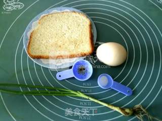 全麦土司蛋饼的做法步骤：1