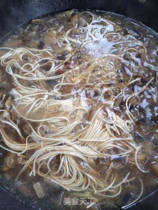 茄丁肉丝面的做法步骤：7