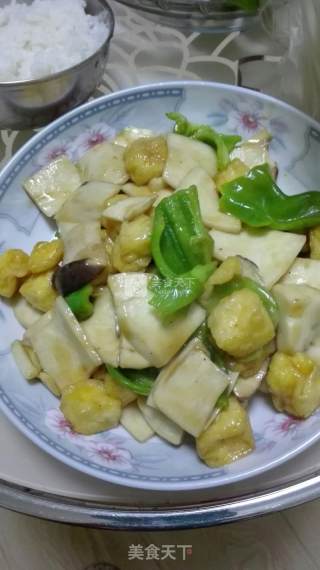 杏鲍菇炒豆腐泡的做法步骤：5