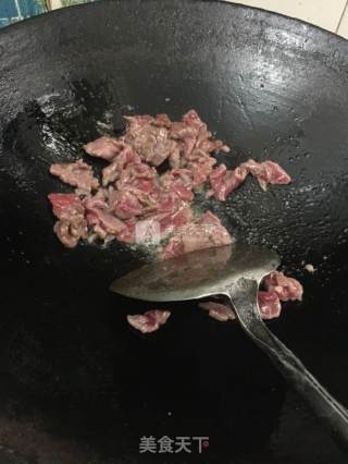 芦笋炒牛肉的做法步骤：3