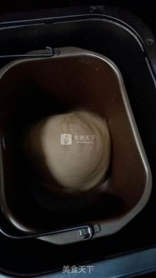 好吃的停不下嘴的红糖软欧包的做法步骤：4