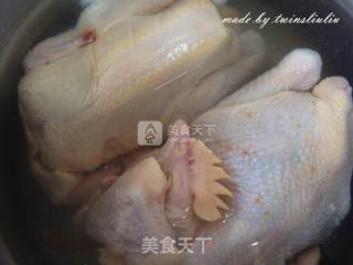 秘制熏鸡的做法步骤：1