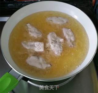 韩国炸粉鸡翅的做法步骤：8