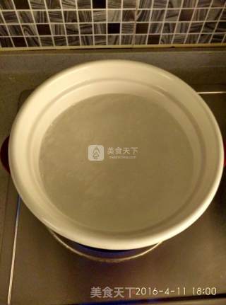 青豆冬瓜肉片汤的做法步骤：2